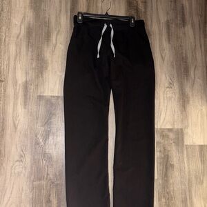 Figs Kade Black Straight Leg Scrub Pants